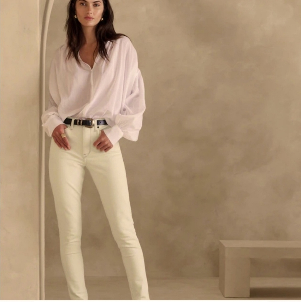 Banana Republic Ecru Wash 29 Long/Tall Skinny Jeans